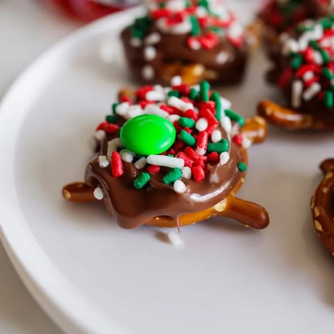 Air Fryer Christmas Pretzel Bites